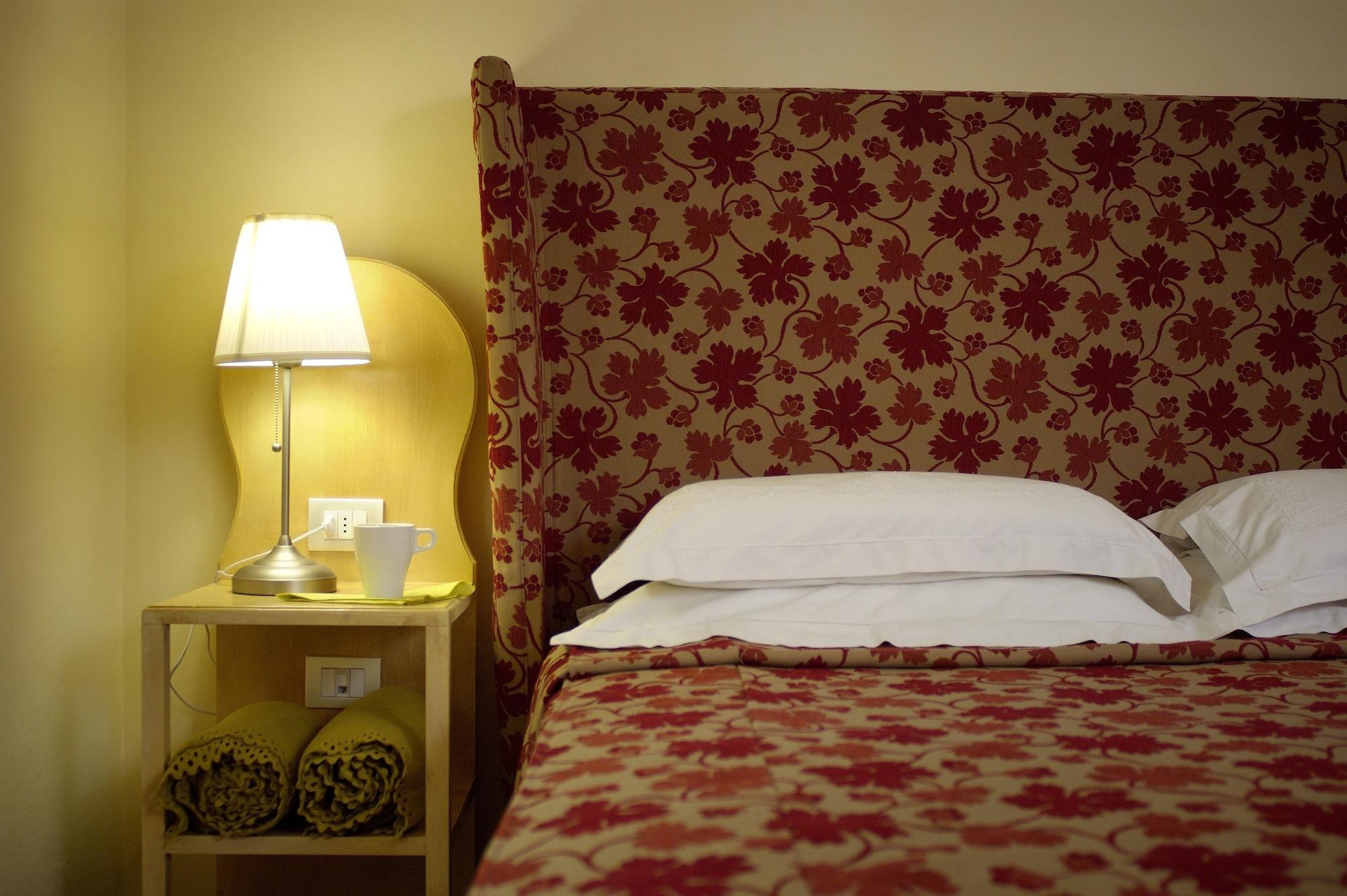 רימיני Hotel Lamorosa מראה חיצוני תמונה