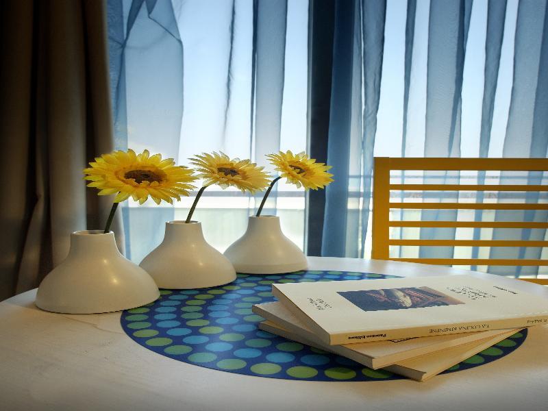 רימיני Hotel Lamorosa מראה חיצוני תמונה