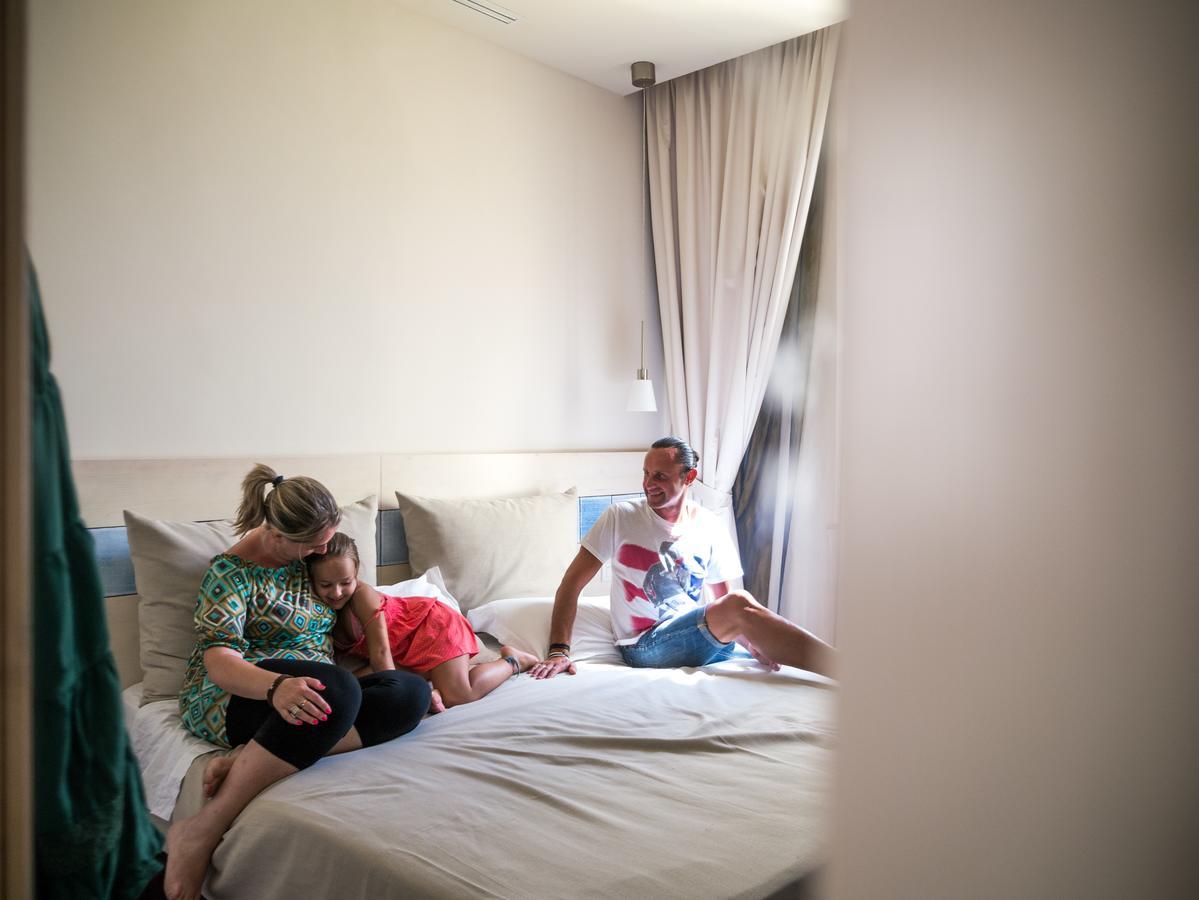 רימיני Hotel Lamorosa מראה חיצוני תמונה